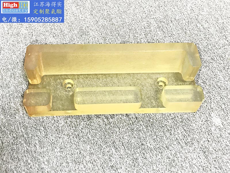 聚氨酯包胶，聚氨酯滚轮，聚氨酯包胶胶辊，聚氨酯包胶辊轮，聚氨酯浇注产品，聚氨酯弹性体产品，耐磨聚氨酯制品，聚氨酯缓冲件，包胶件翻新维修 (105).jpg